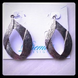 Premier earrings